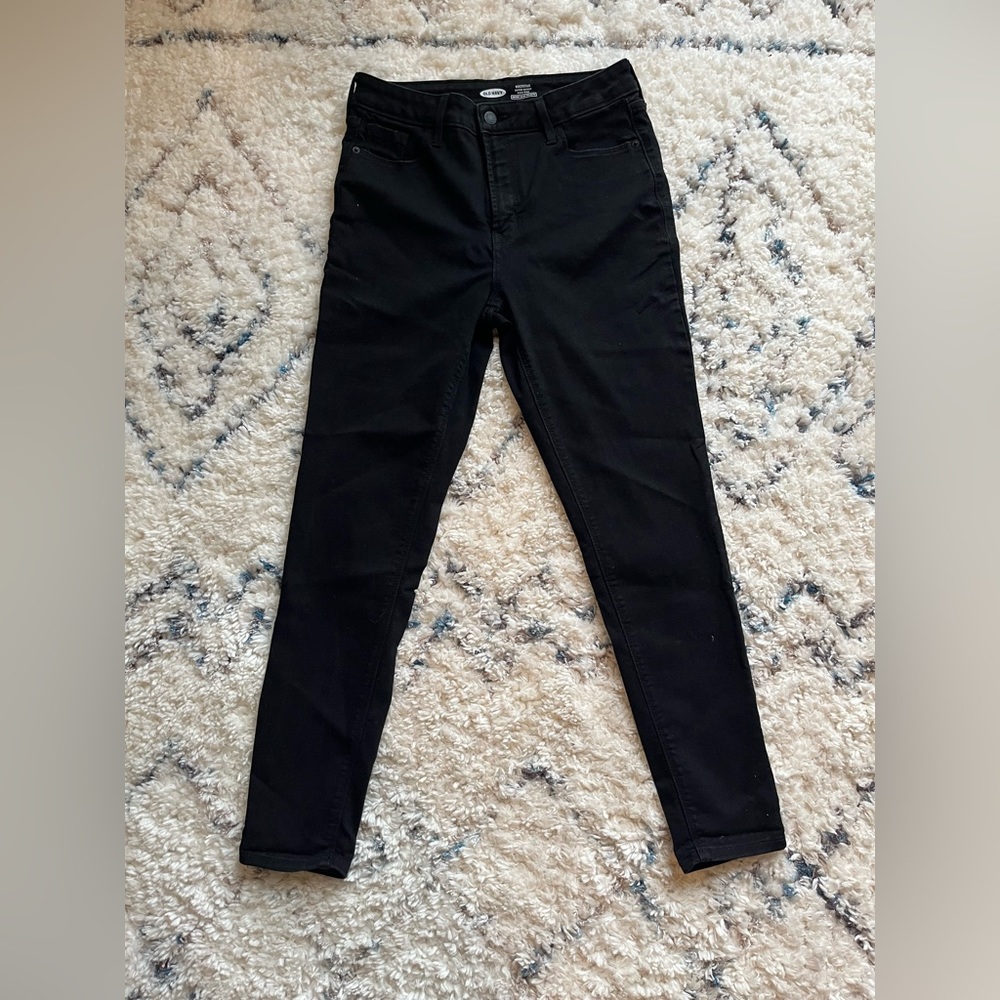 Old navy rockstar super skinny high rise black jeans
